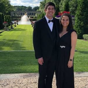 Meet your Posher, Alexandra